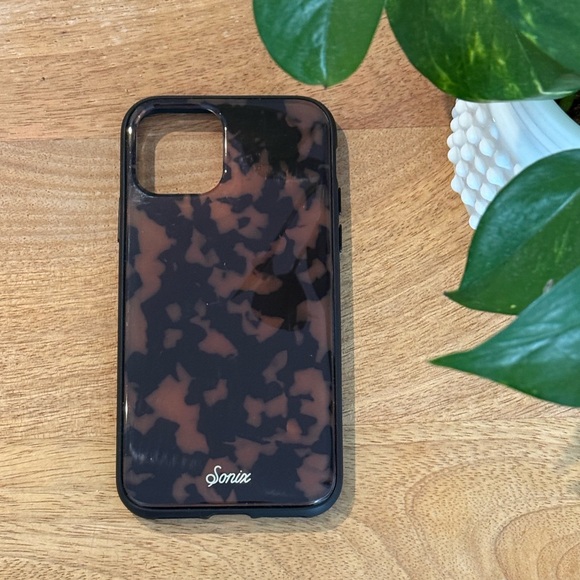 Sonix Brown Tort Case for iPhone 11 Pro Protective Tortoiseshell Leopard Case - Picture 1 of 11